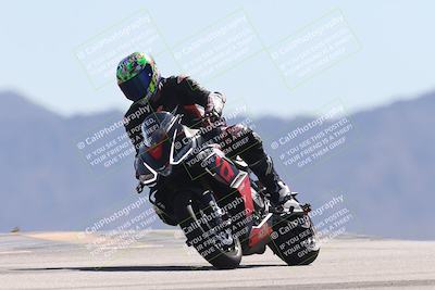 media/Oct-13-2025-Moto Forza (Mon) [[a66d839500]]/3-B Group/Session 4 (Turn 9)/